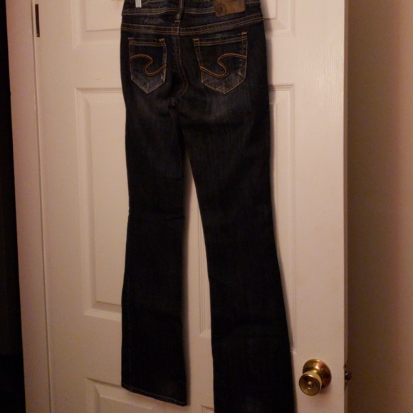 Silver Jeans - Picture 2 of 2